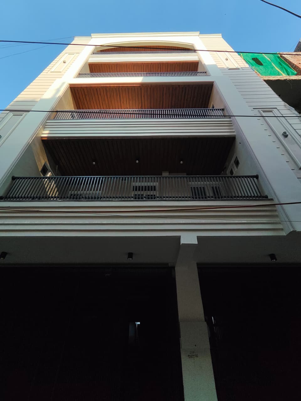 Premium 4 BHK Builder Floor for Sale in Bhagbati Extension Dwarka Mor in Bhagbati extension Dwarka mor